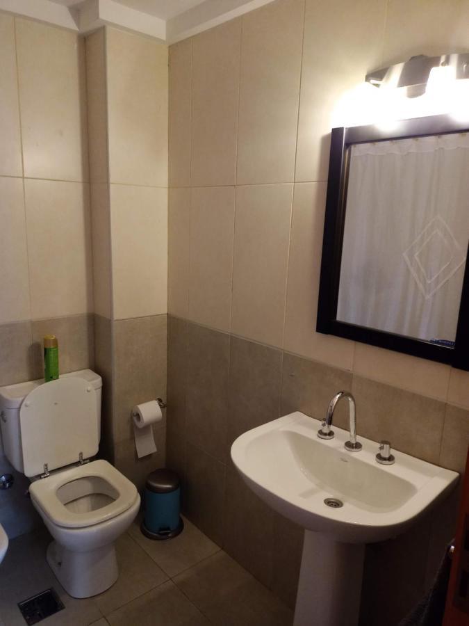 Comodo Departamento Centrico En Сан-Мартин-де-лос-Андес Экстерьер фото